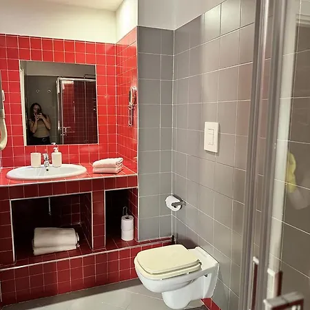 Cappella Vecchia 11 Bed & Breakfast 4*